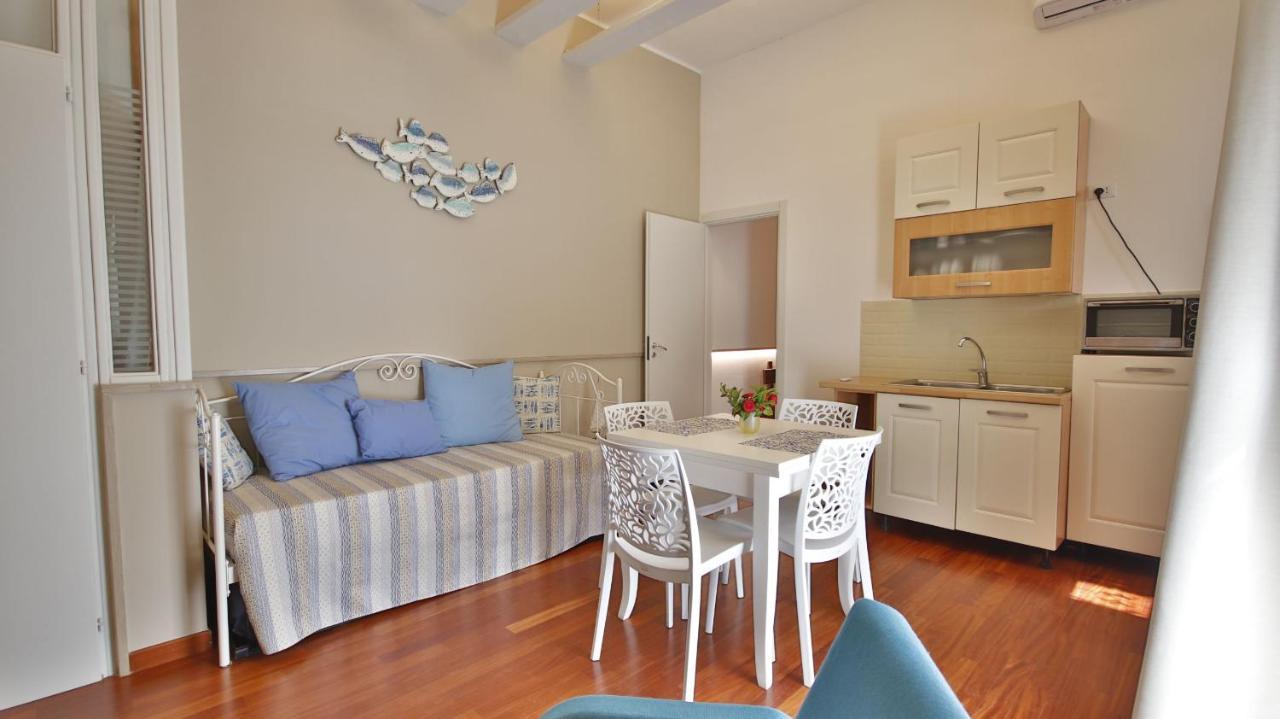Casa Levante A 75 Mt Dalla Spiaggia Monopoli Luaran gambar