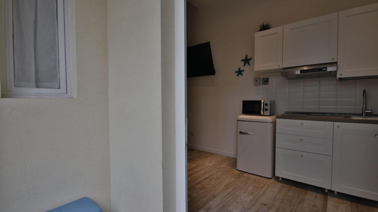 Casa Levante A 75 Mt Dalla Spiaggia Monopoli Luaran gambar