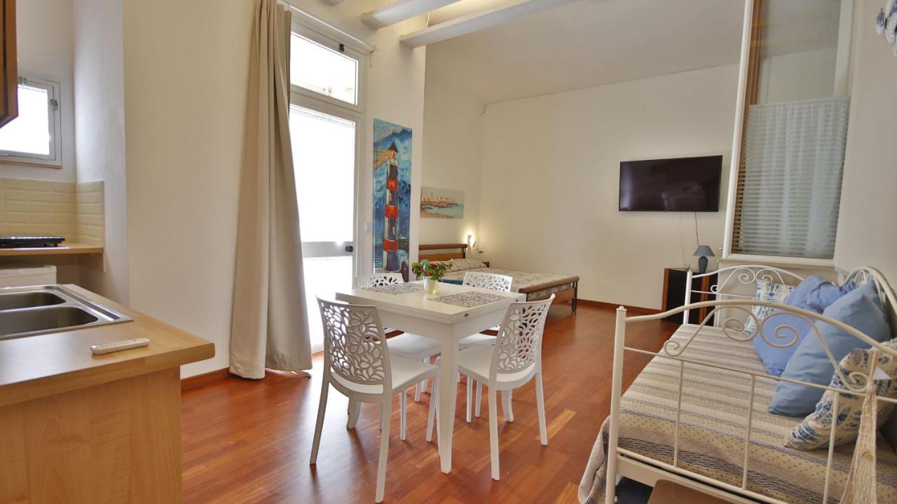 Casa Levante A 75 Mt Dalla Spiaggia Monopoli Luaran gambar